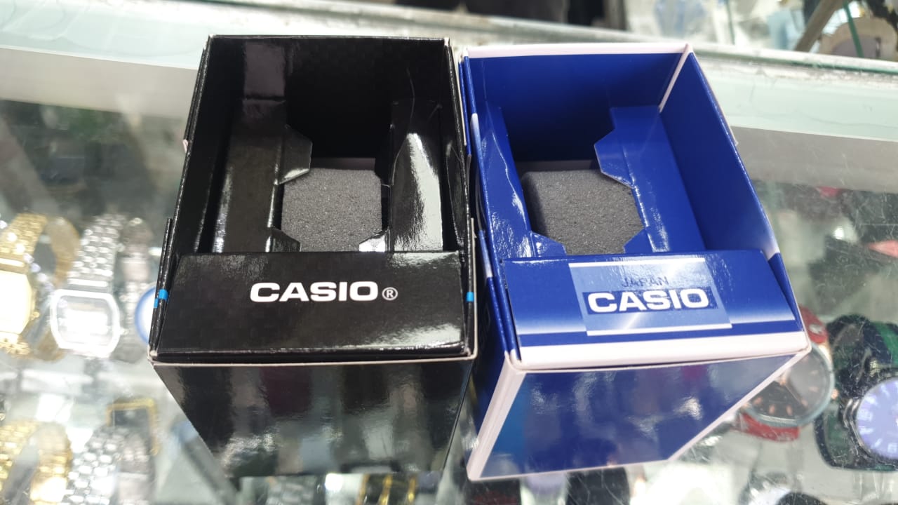 Miniatura 8 de Reloj CASIO EDIFICE DOBLE HORA REPUJADO